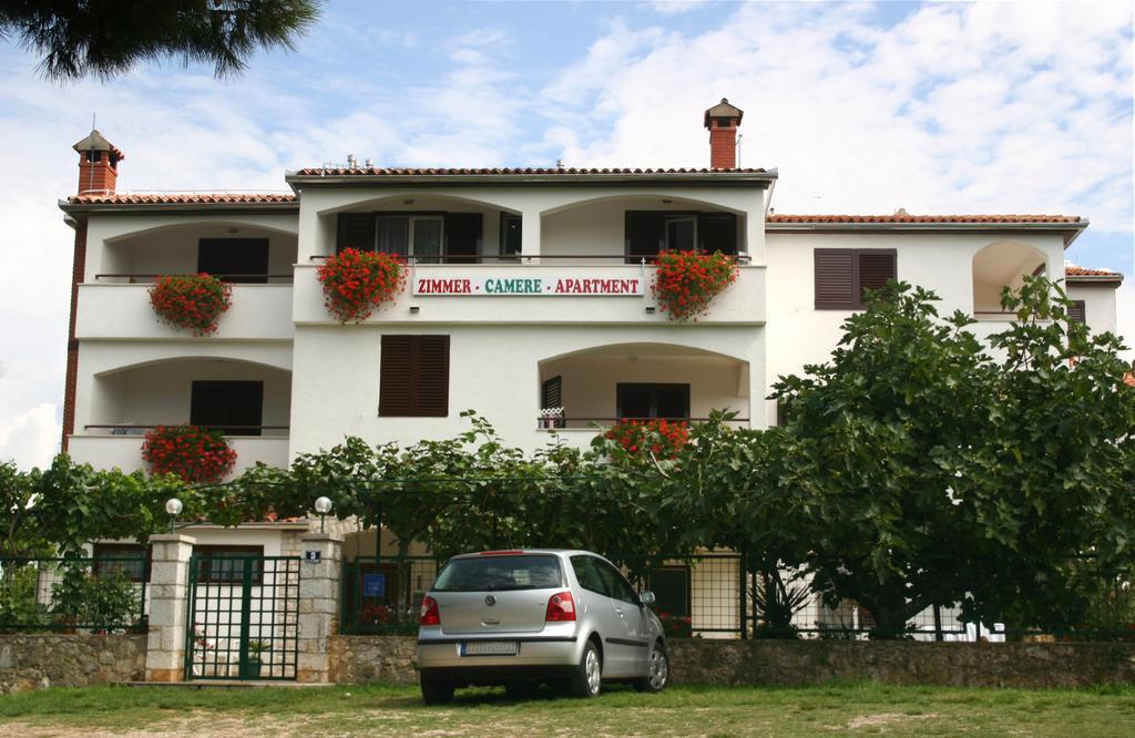 Bed And Breakfast Ritosa Porec Luaran gambar